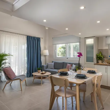 Eranthis Apartament *