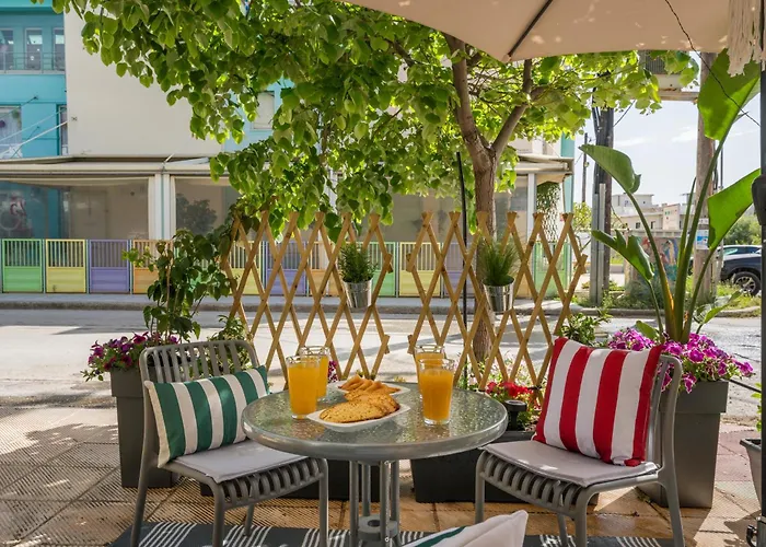 Eranthis * Chania (Crete)