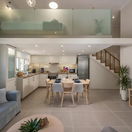 Eranthis * Chania (Crete)