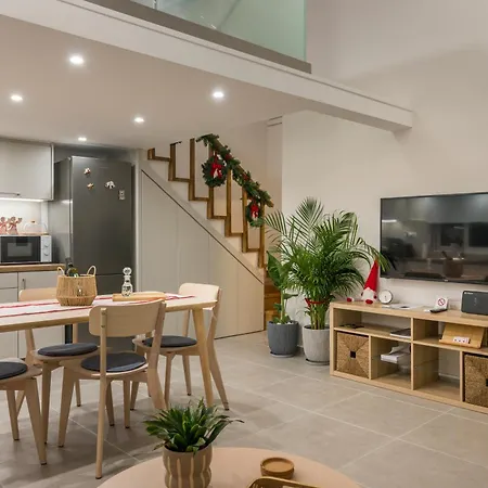 Eranthis Apartment *